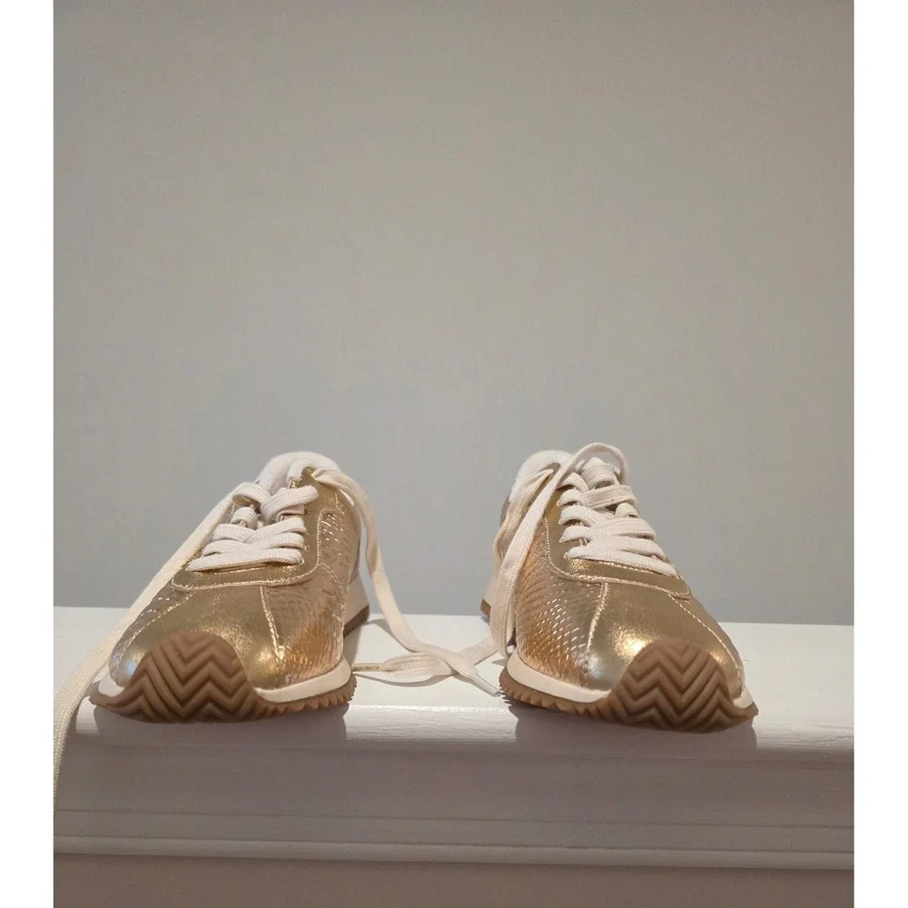 Women's sz 6 M Michael Kors Gold Metallic Croc Embossed Low Top Sneakers Lace Up